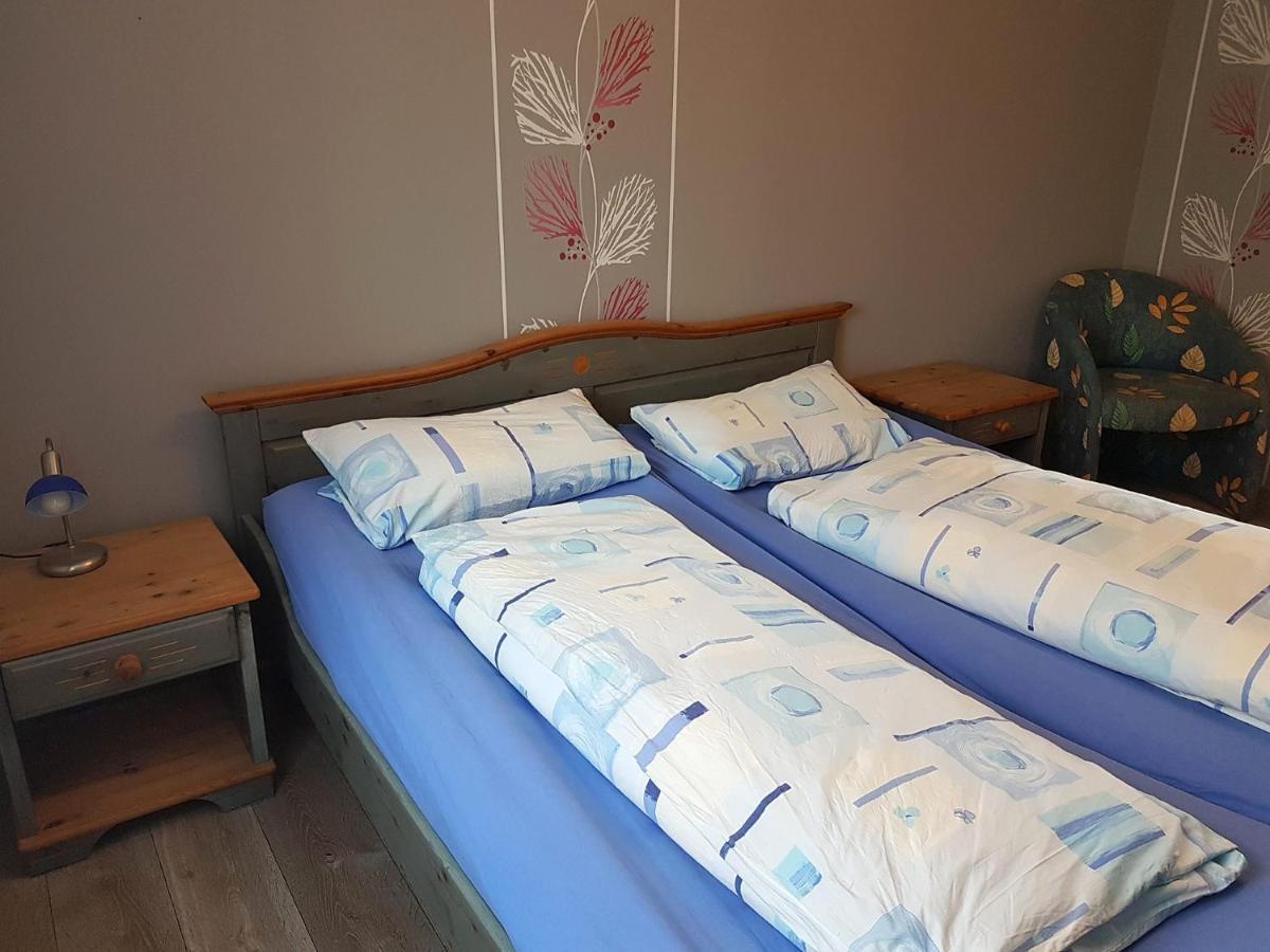 Monteurwohnungen Goeb - Nicht Fuer Urlaubsgaeste Geisa Luaran gambar